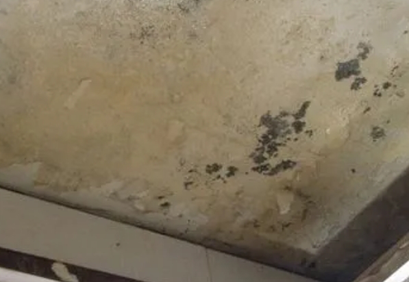 莱芜阳台漏水维修公司分享下莱芜卫生间渗水维修需要注意哪些问题。